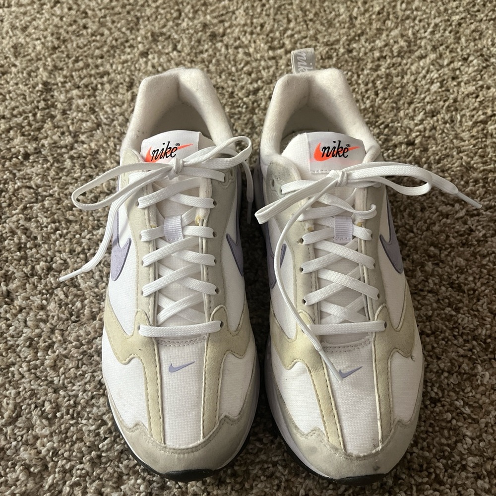 Nike Air Max New Dawn Light Bone Purple Dawn